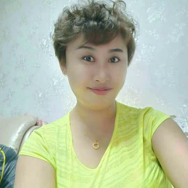 灼热百褶裙的照片