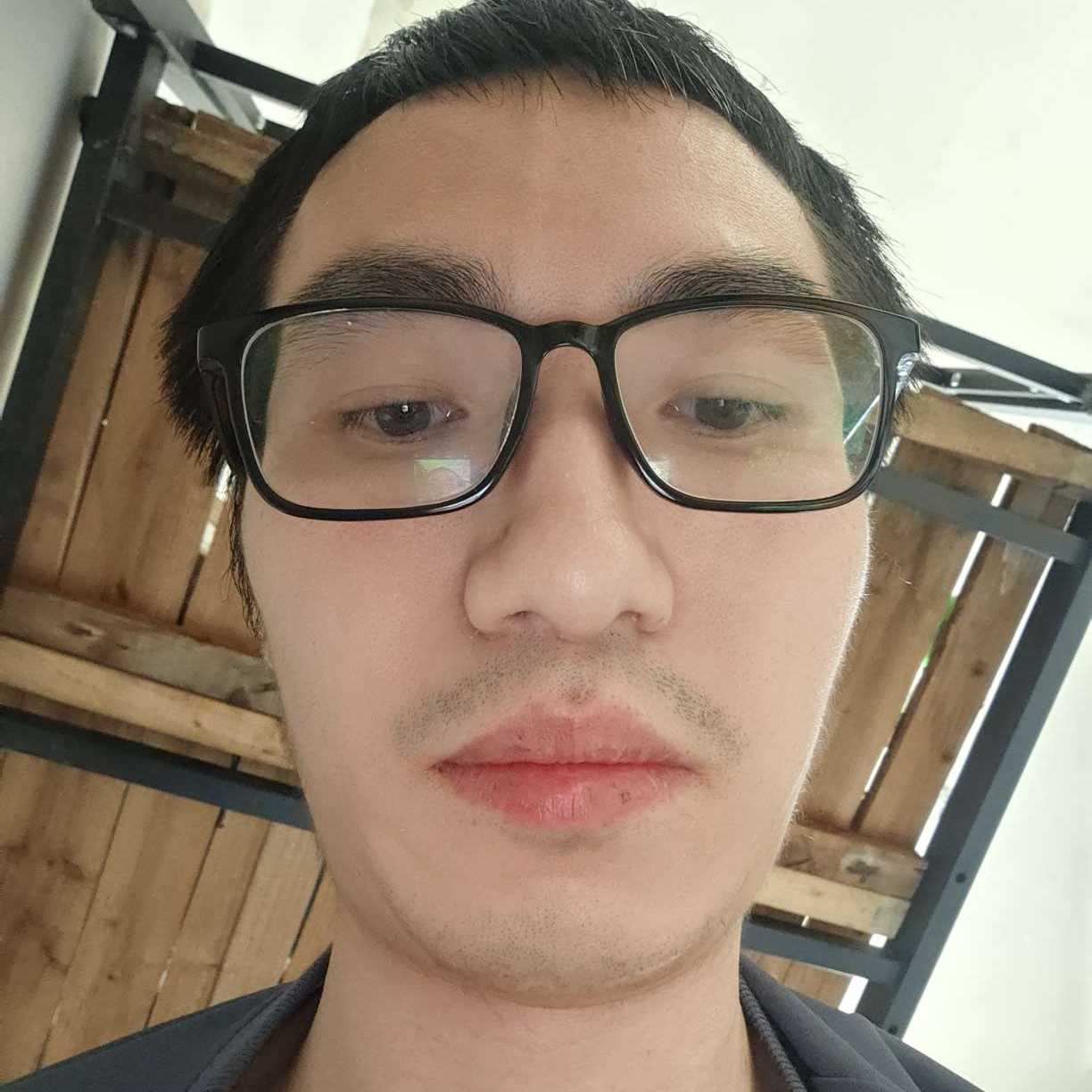 江应的照片