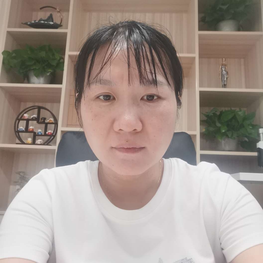面包迎细心的照片