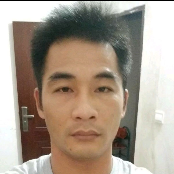 何健龙的照片