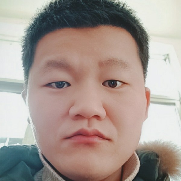 段春凉的照片