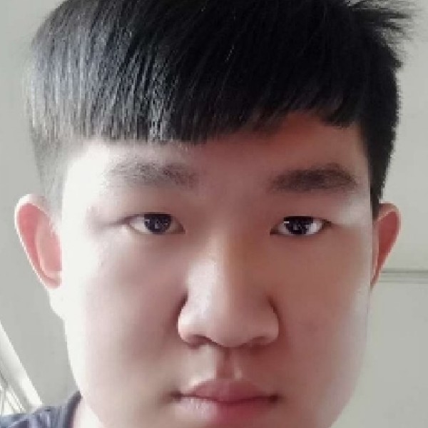 游戏小天王的照片
