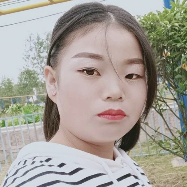 草莓含蓄的照片