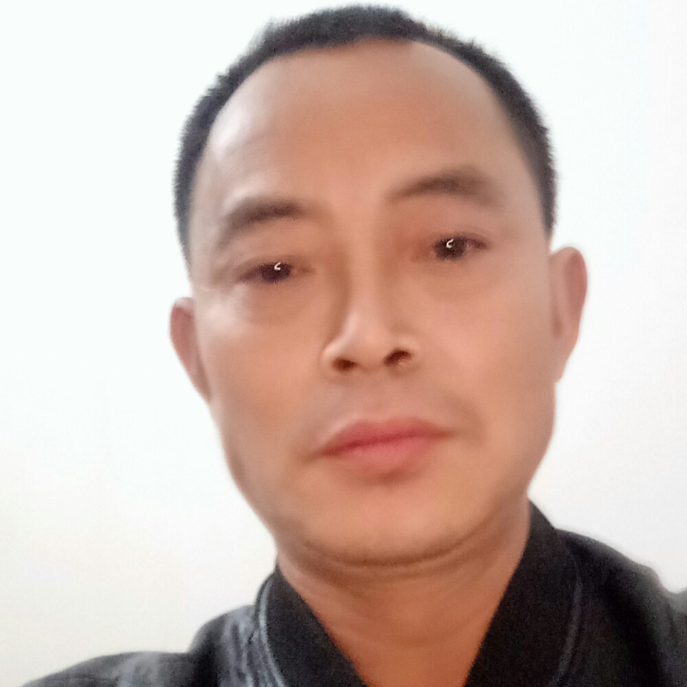 不在寂莫的照片