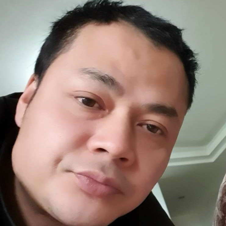 墨镜和顺利的照片