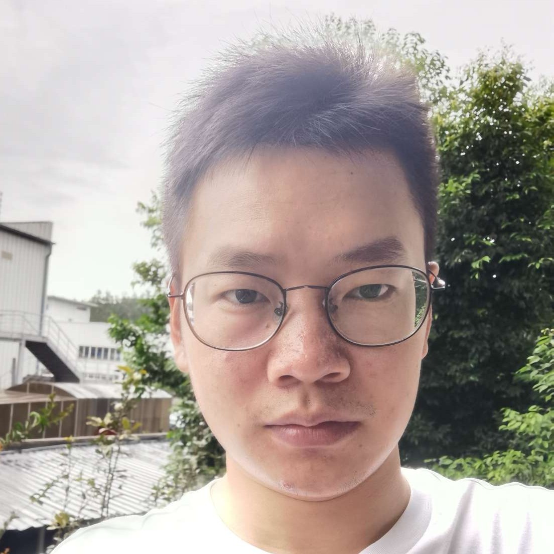 钟庭的照片