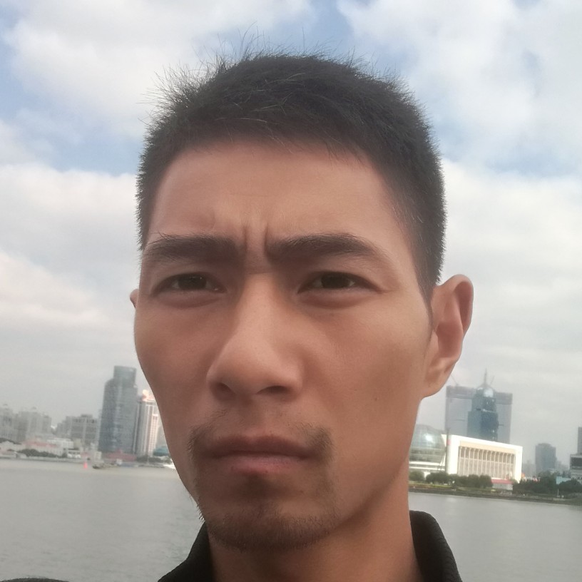 伶俐电话的照片