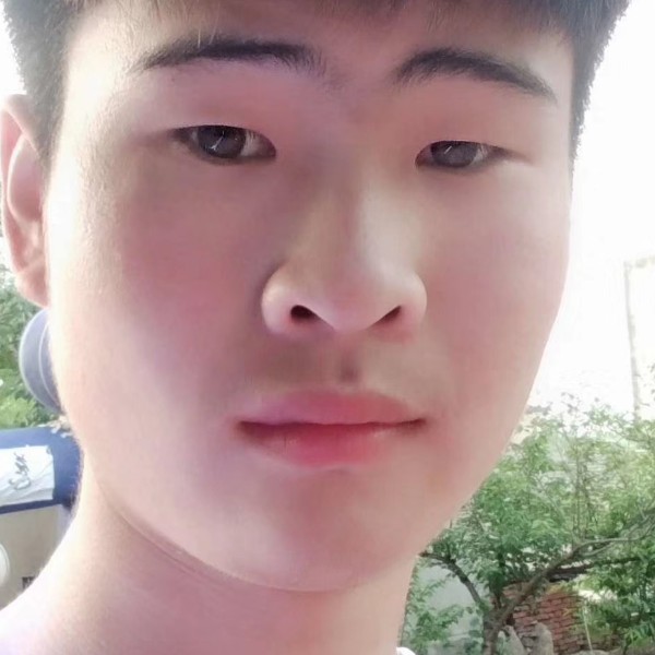 苗条诚心的照片