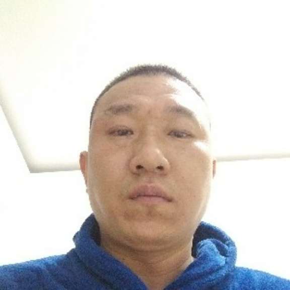 黑夜回眸端庄的照片