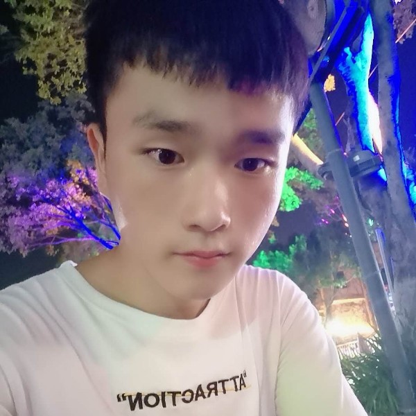 平淡泪了信封的照片