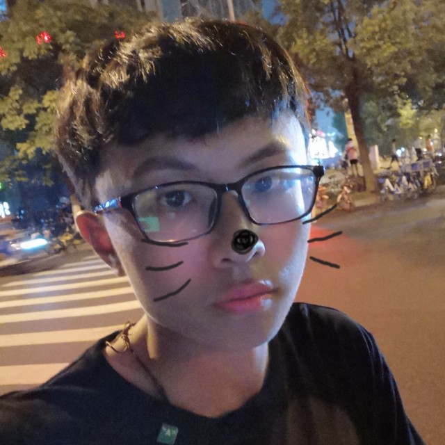 还单身等待玫瑰的照片
