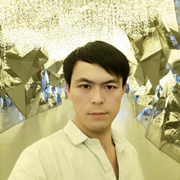 戴启来的照片