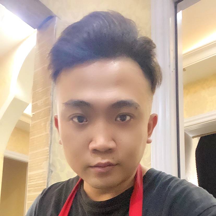 不爱吃鱼的小猫咪的照片