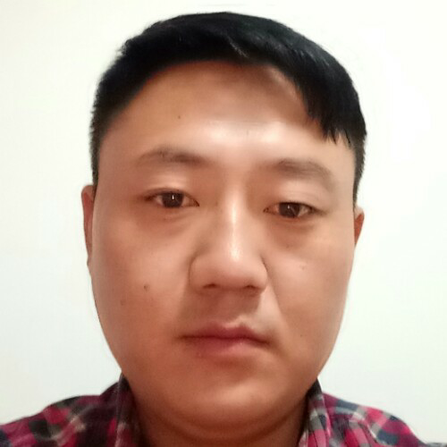 吕洪祥的照片