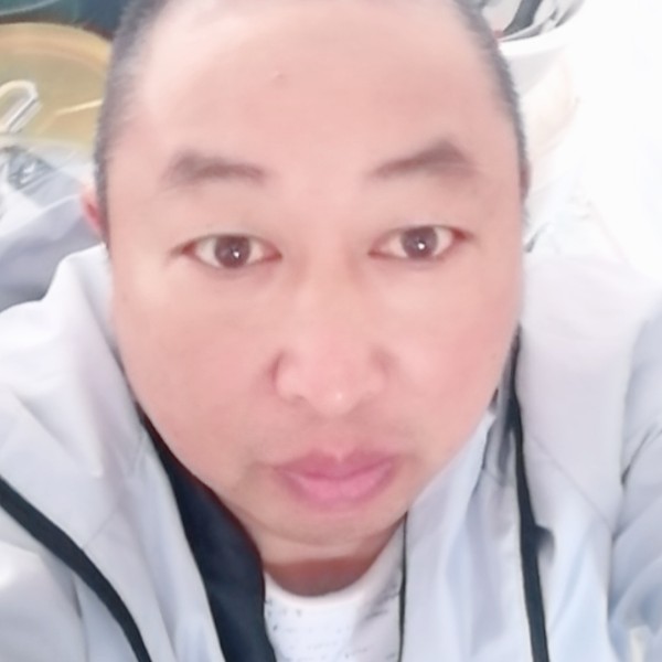 偶然不帅2020的照片