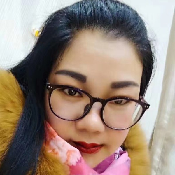 腼腆星星的照片