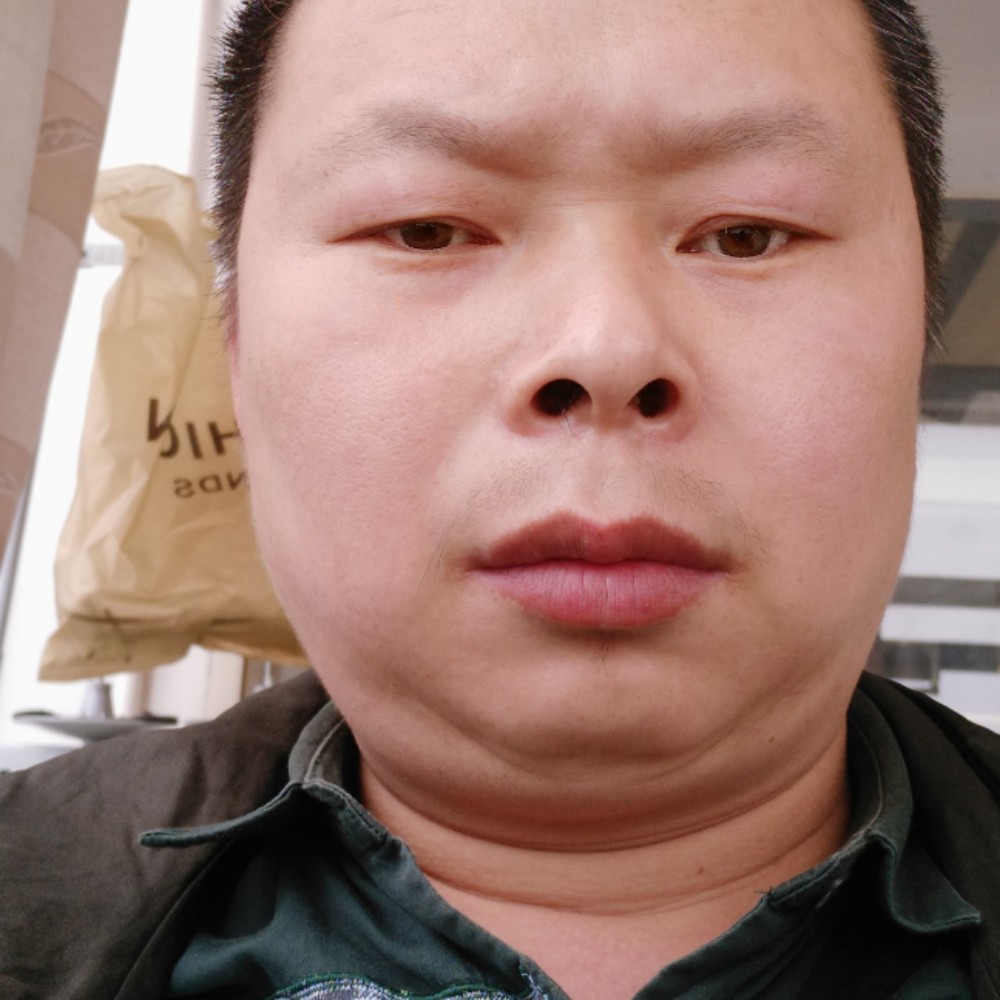 一根烟的孤独的照片