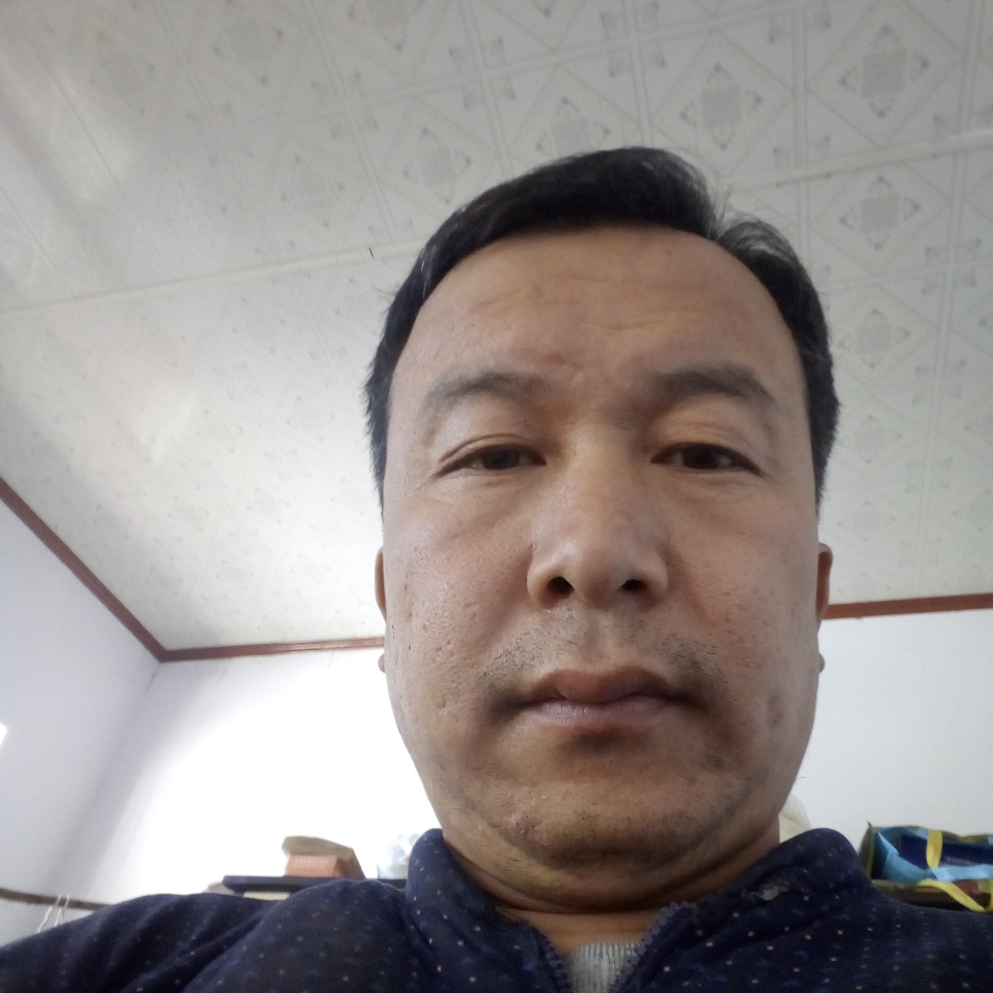 爱笑回眸草莓的照片