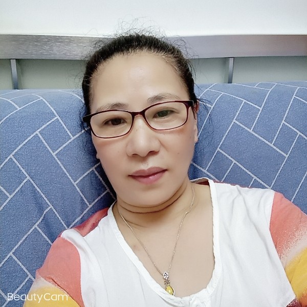 黑玖瑰婚介所是我的照片