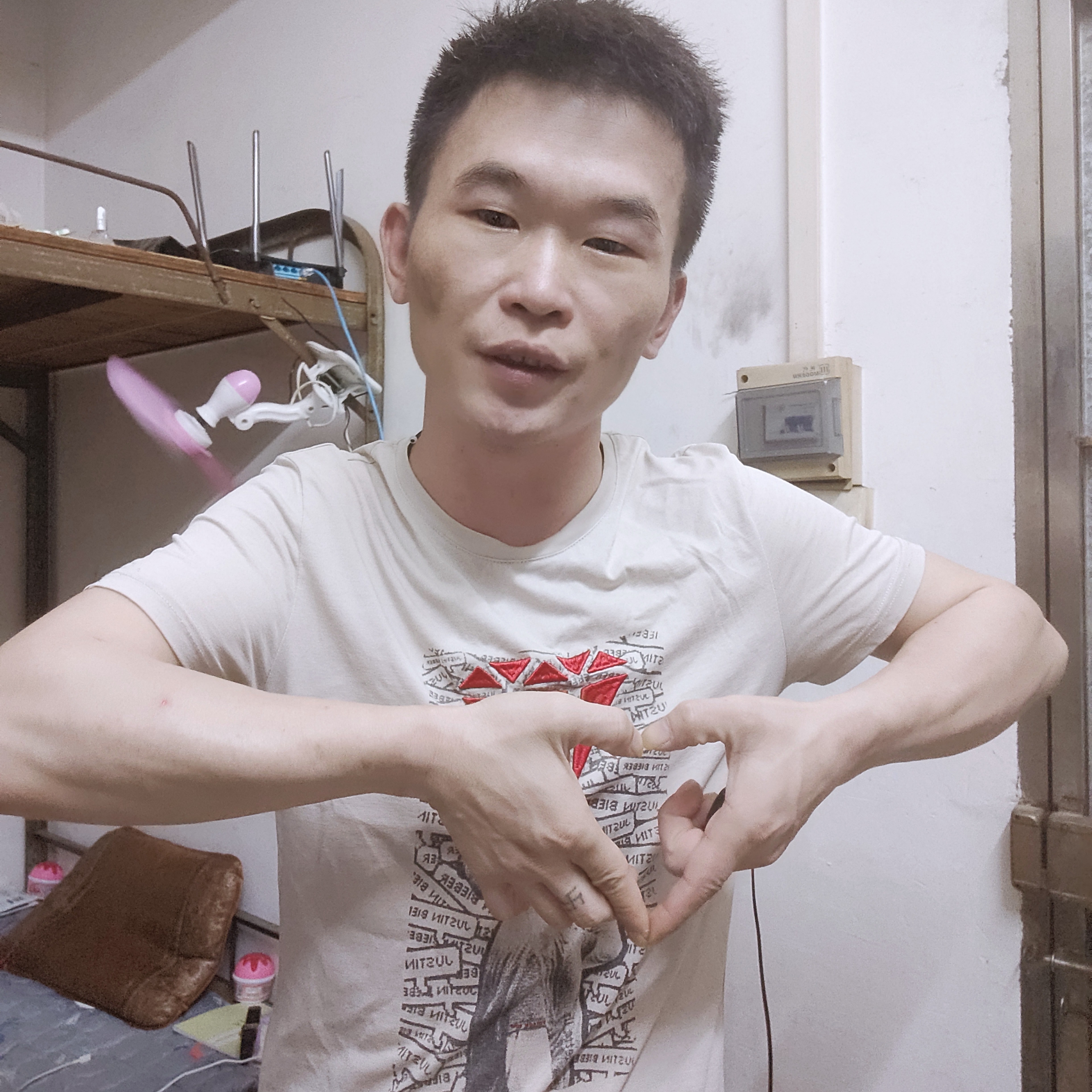 小憨哥。的照片