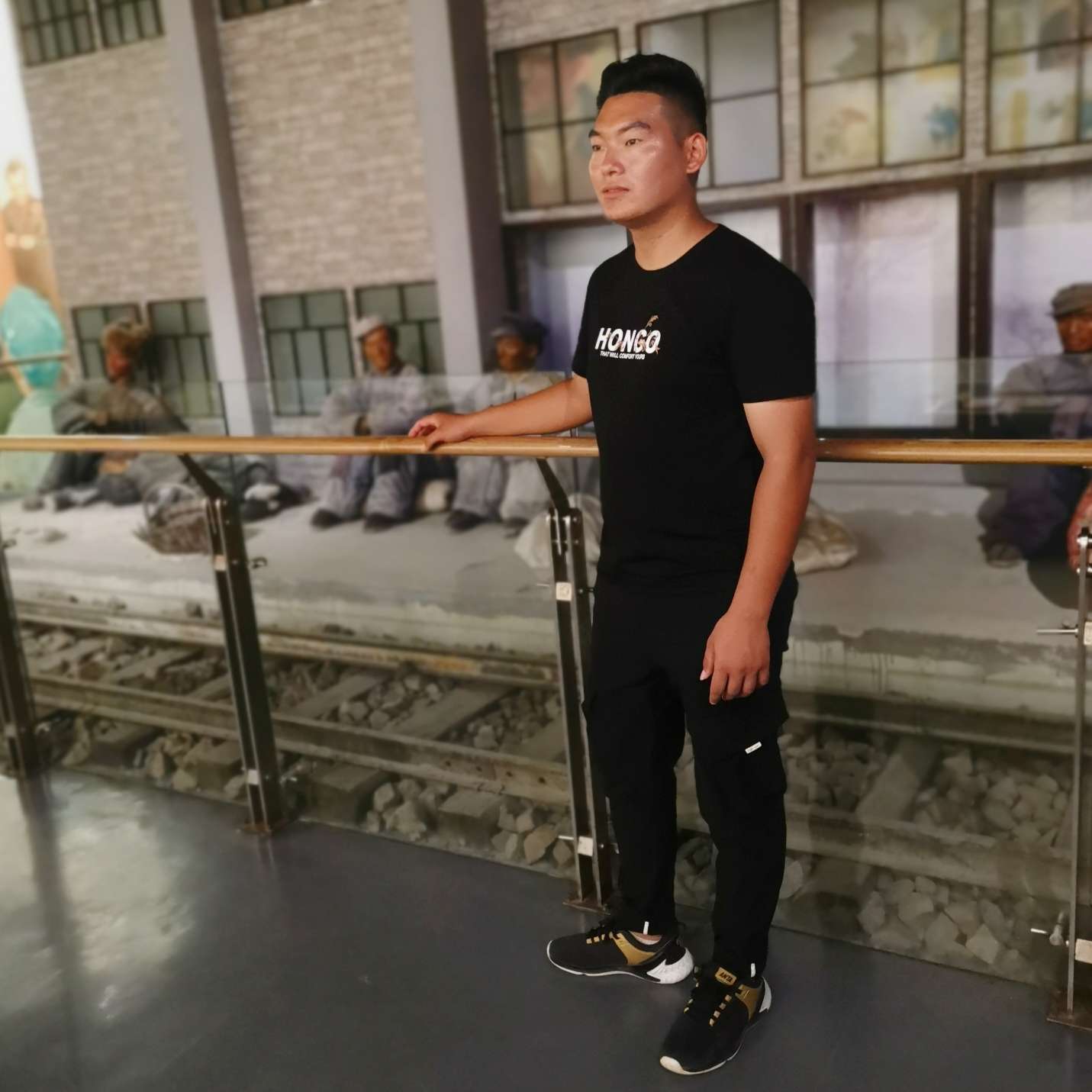 香氛笑殷勤的照片