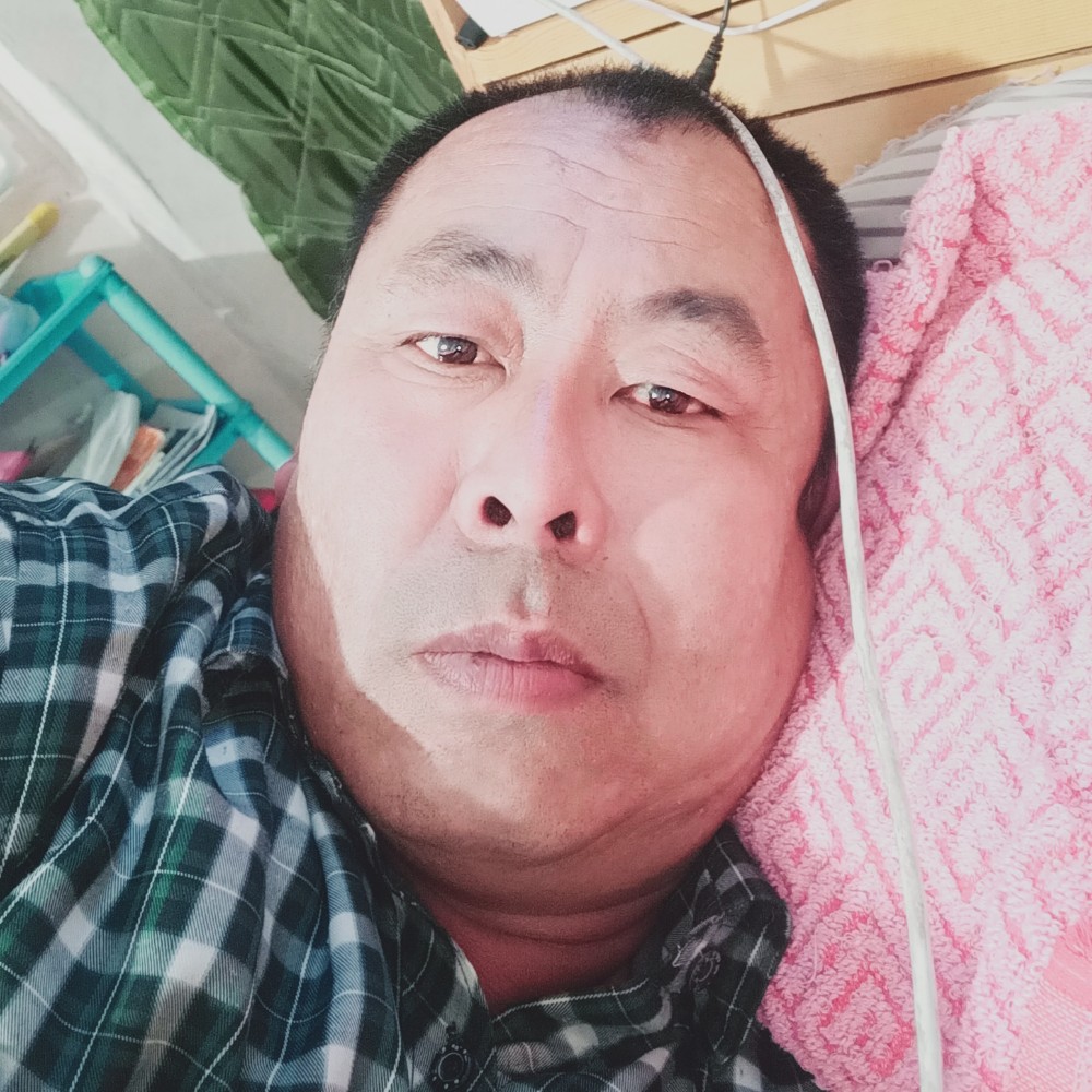 欣慰向心劫的照片
