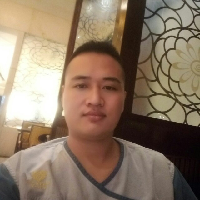 莫生人的照片