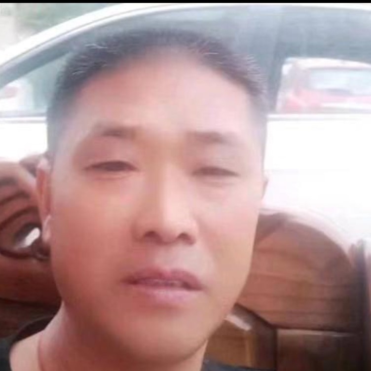 殷勤与春华的照片