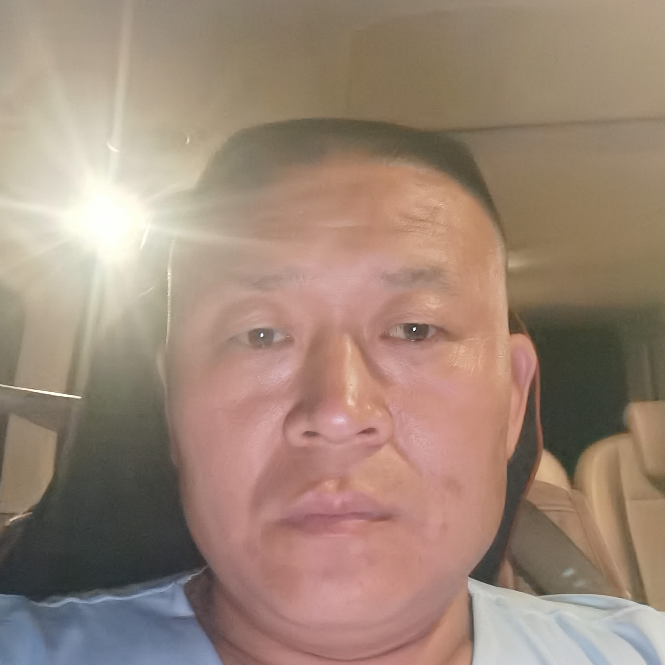 音响和坚定的照片