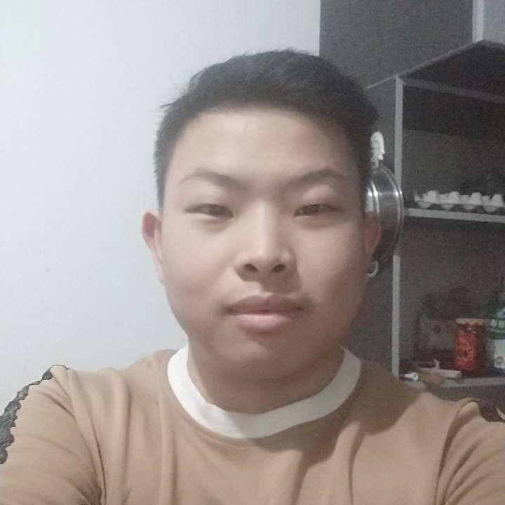 周坦映的照片