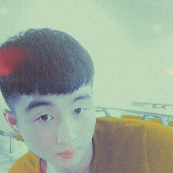 念半生的照片