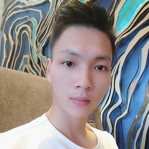 街头情郎的照片