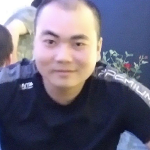 整齐飞的照片