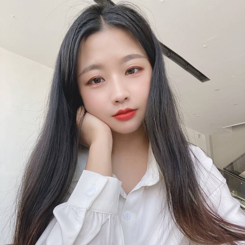 Lilia灬的照片
