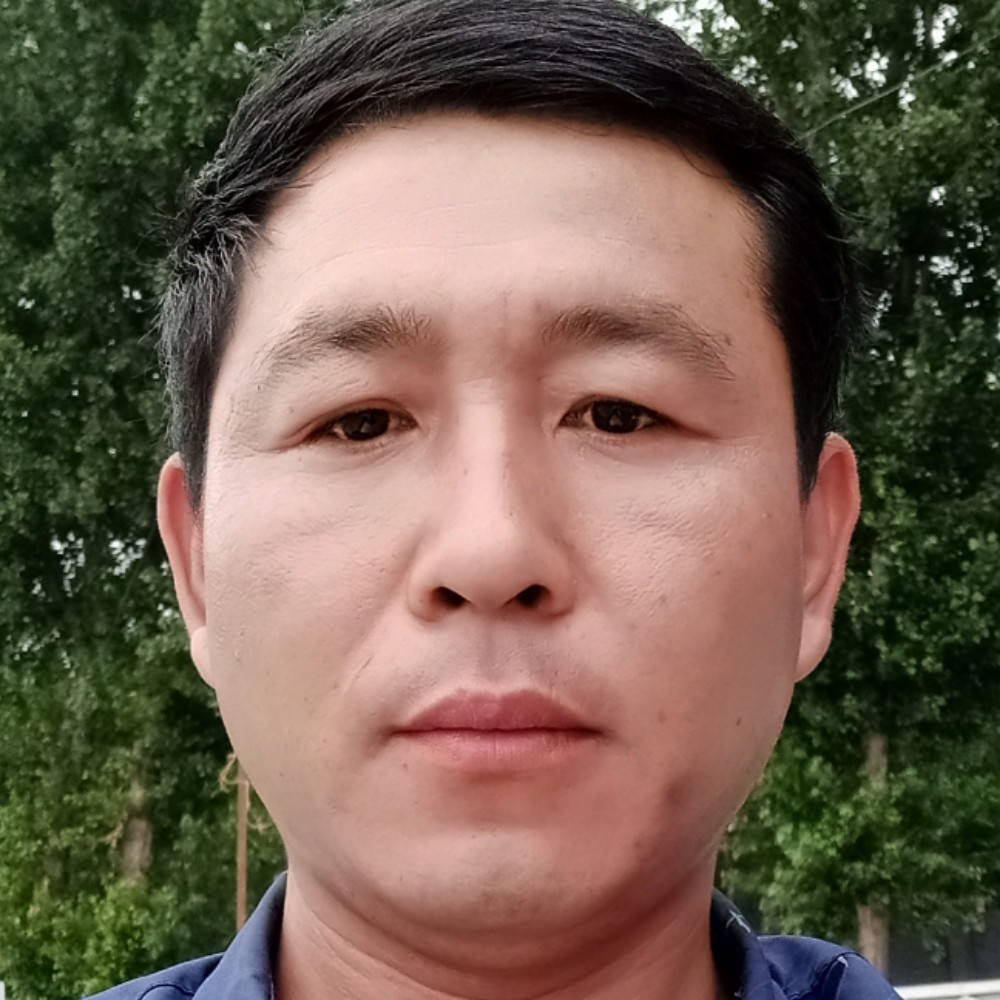 孤單笑大山的照片