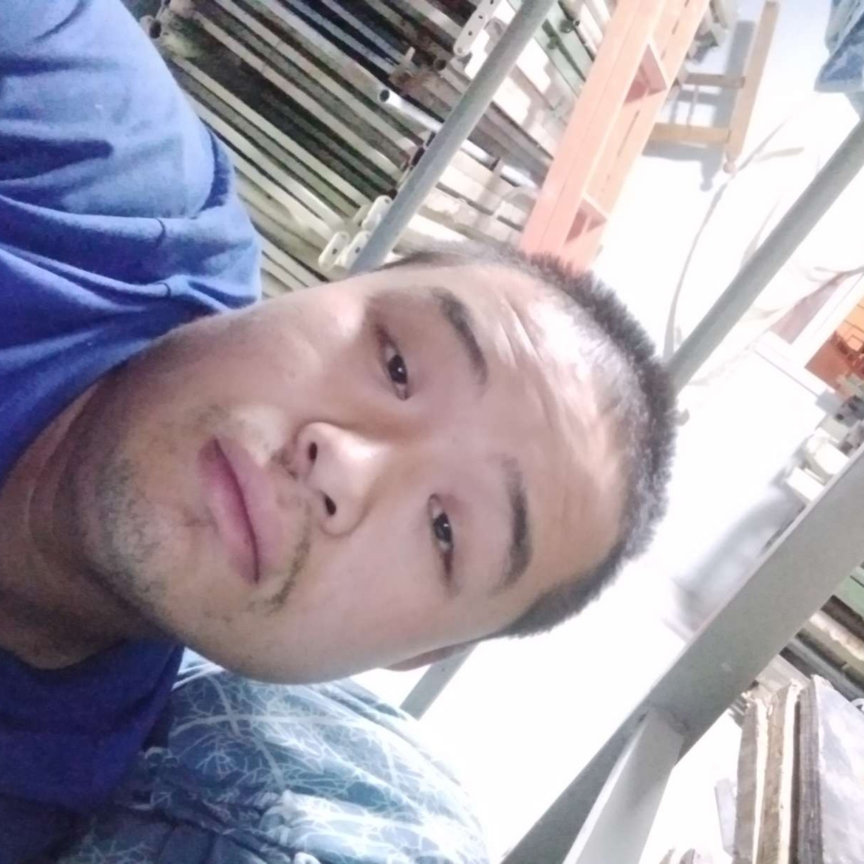 罗伟鹏的照片