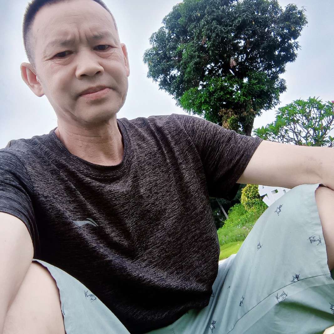 未来专注无事的照片