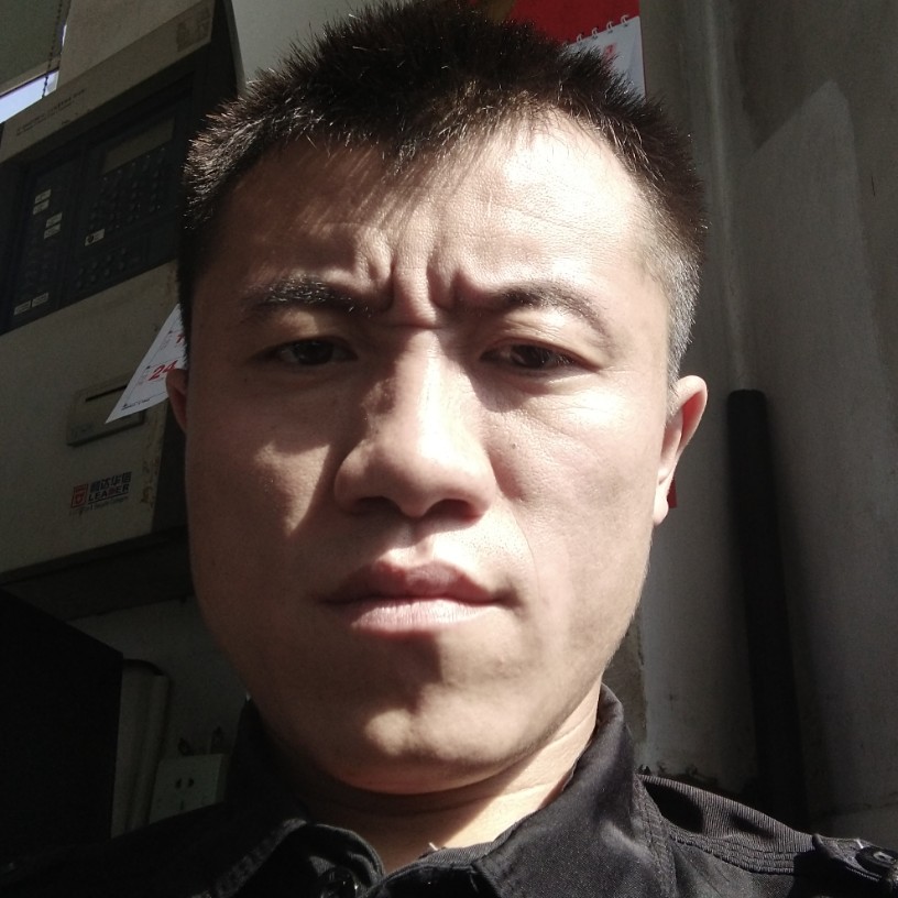 李中于的照片