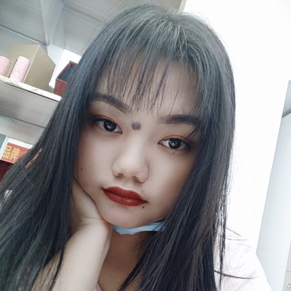 里里呐的照片