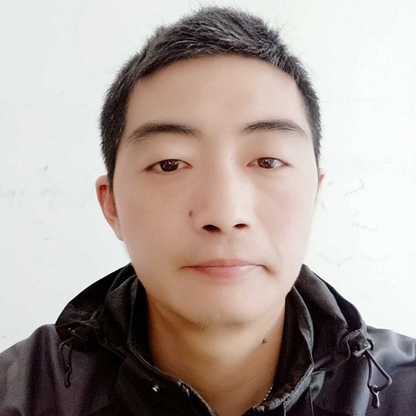 成熟的猛男的照片