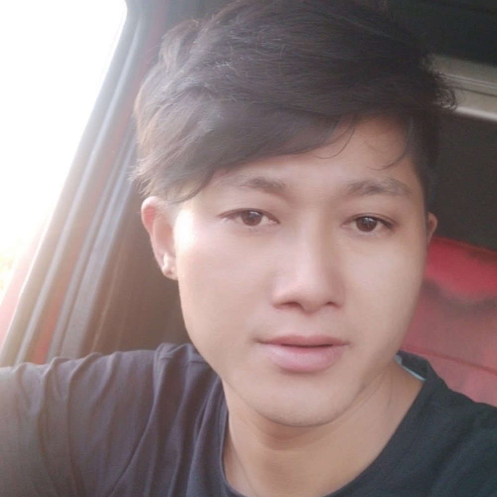 害羞演变化羽的照片