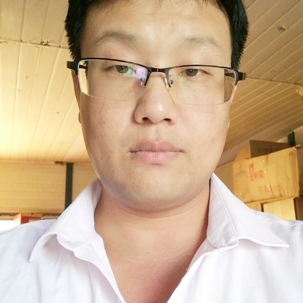 翩飞含羞草的照片