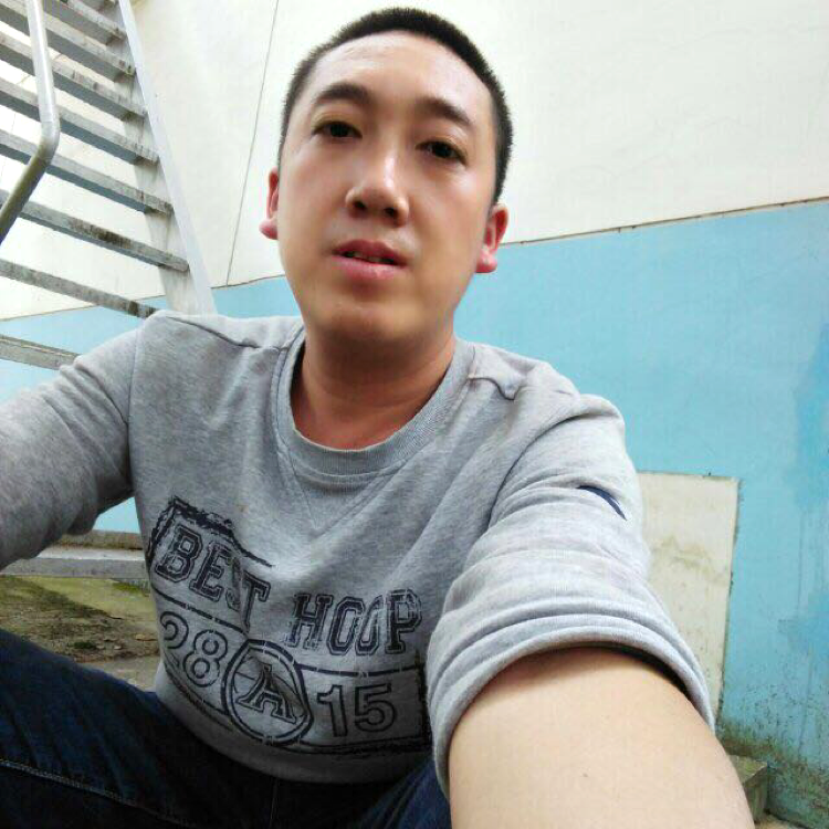 尘宵忧伤的照片