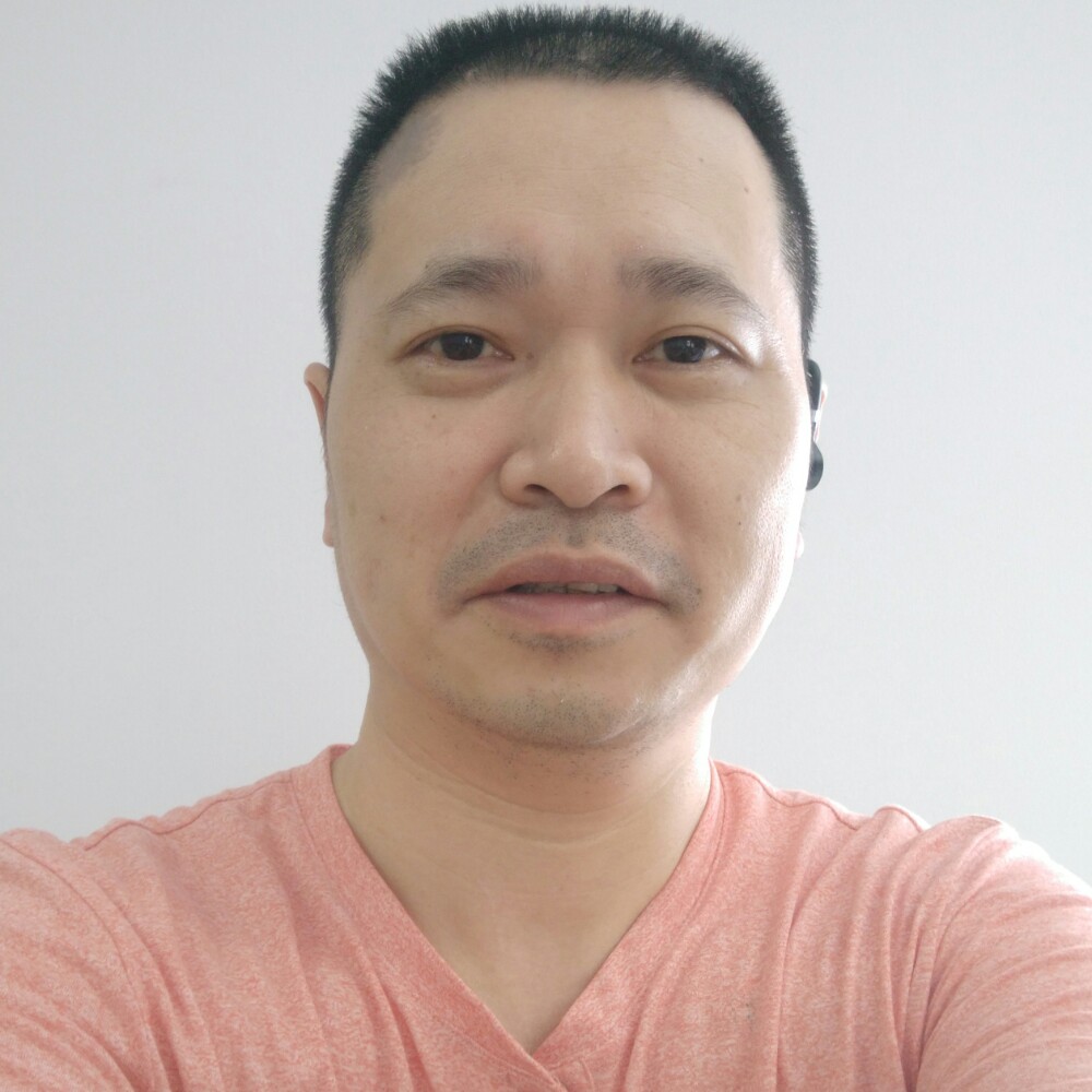 律己情人的照片