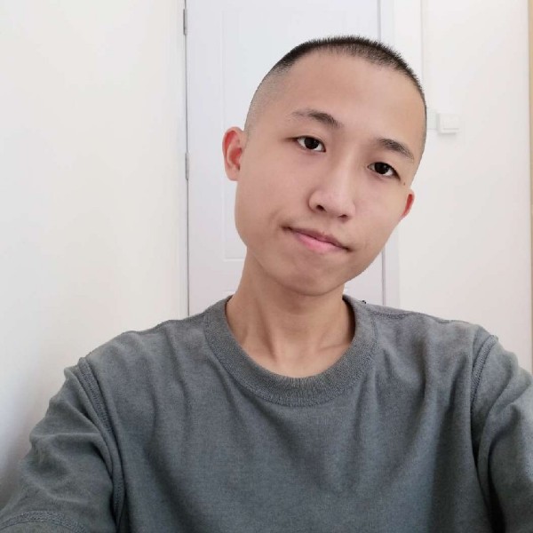 以詹的照片