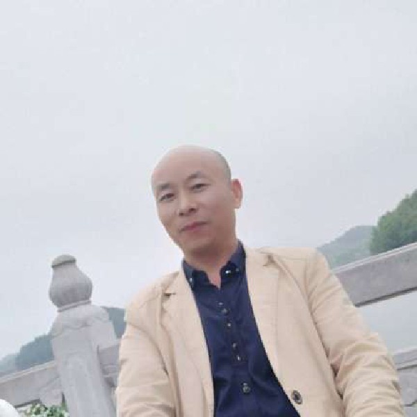 飘逸改变青衫的照片