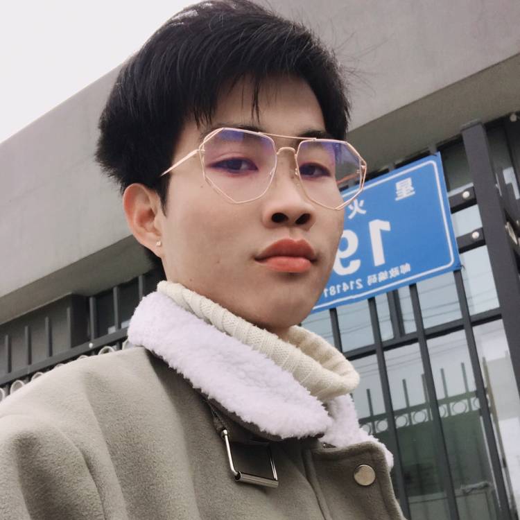 雨中有多花是敏的照片