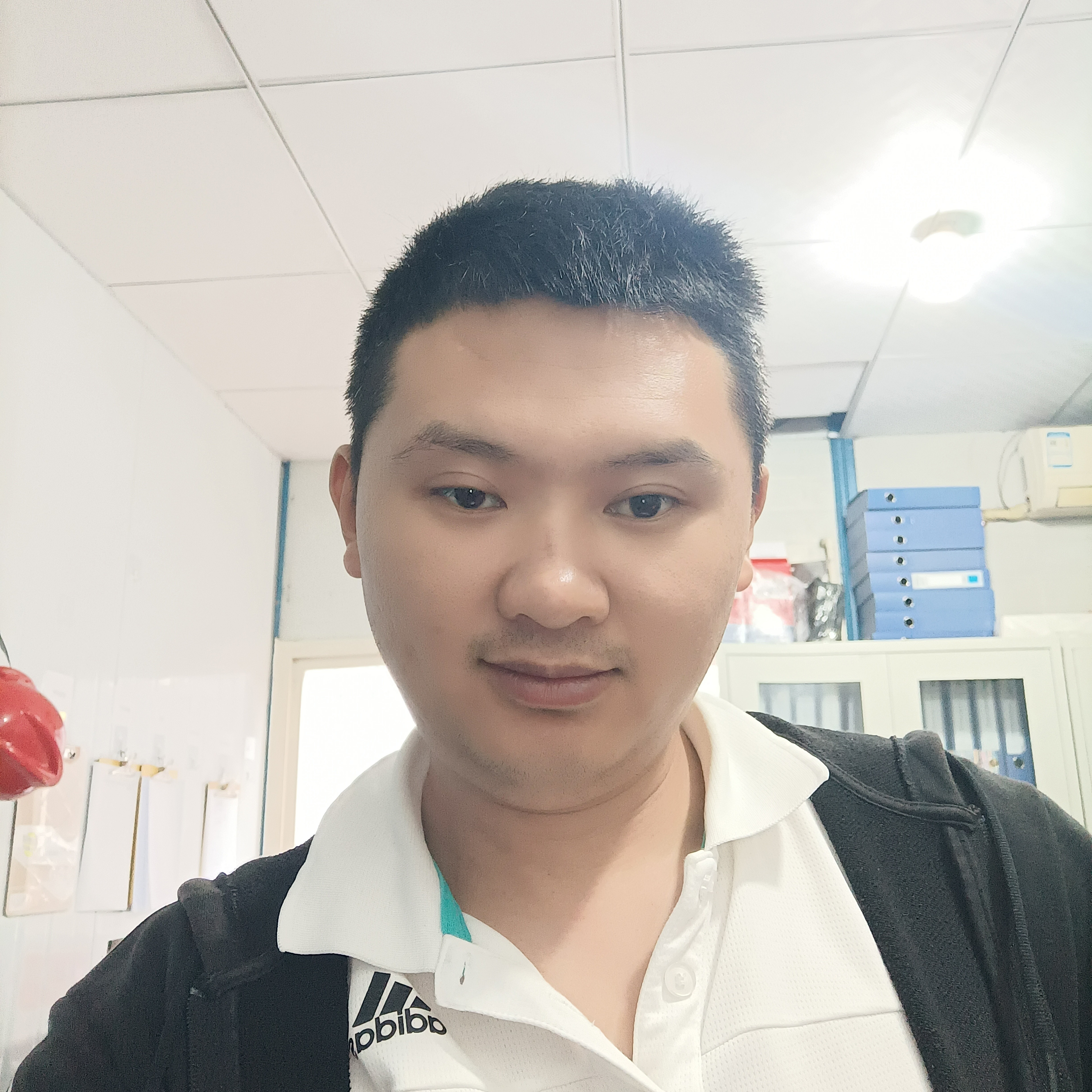 可乐用英俊的照片