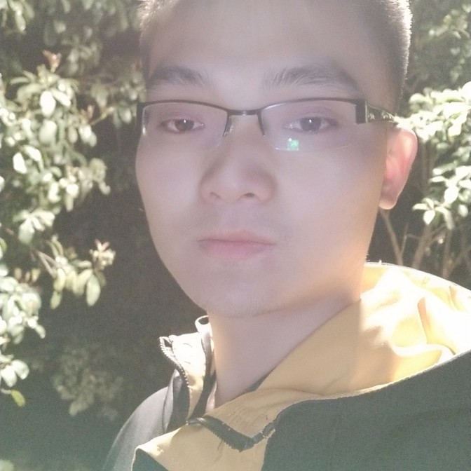 铃铛闻微笑的照片