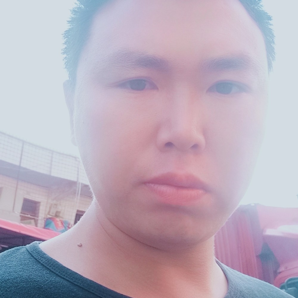 刘，建的照片